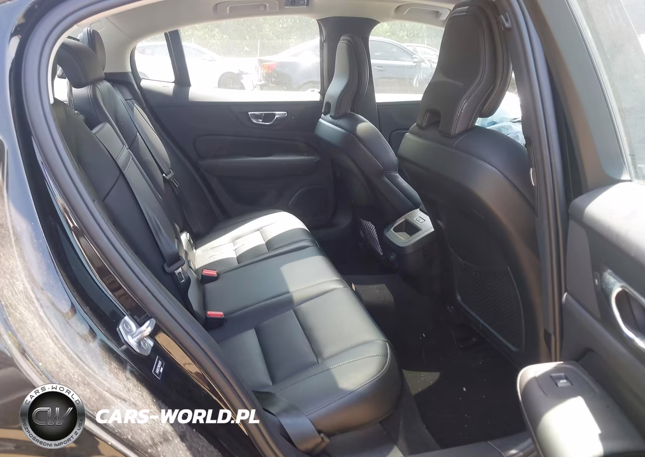 2021 Volvo S60 Momentum VIN:7JR102TZ7MG112139 - 8