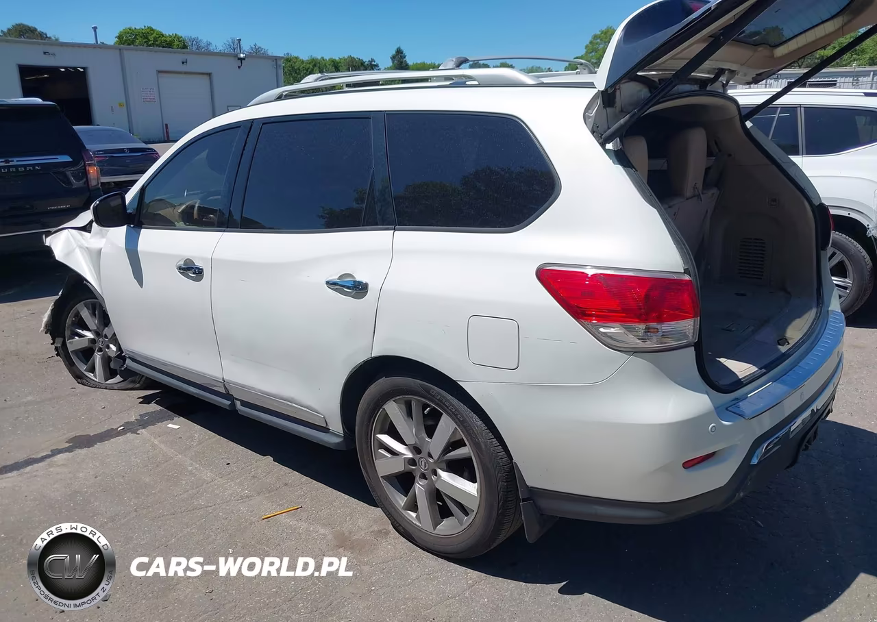 2013 Nissan Pathfinder Platinum VIN:5N1AR2MM8DC666462 - 3