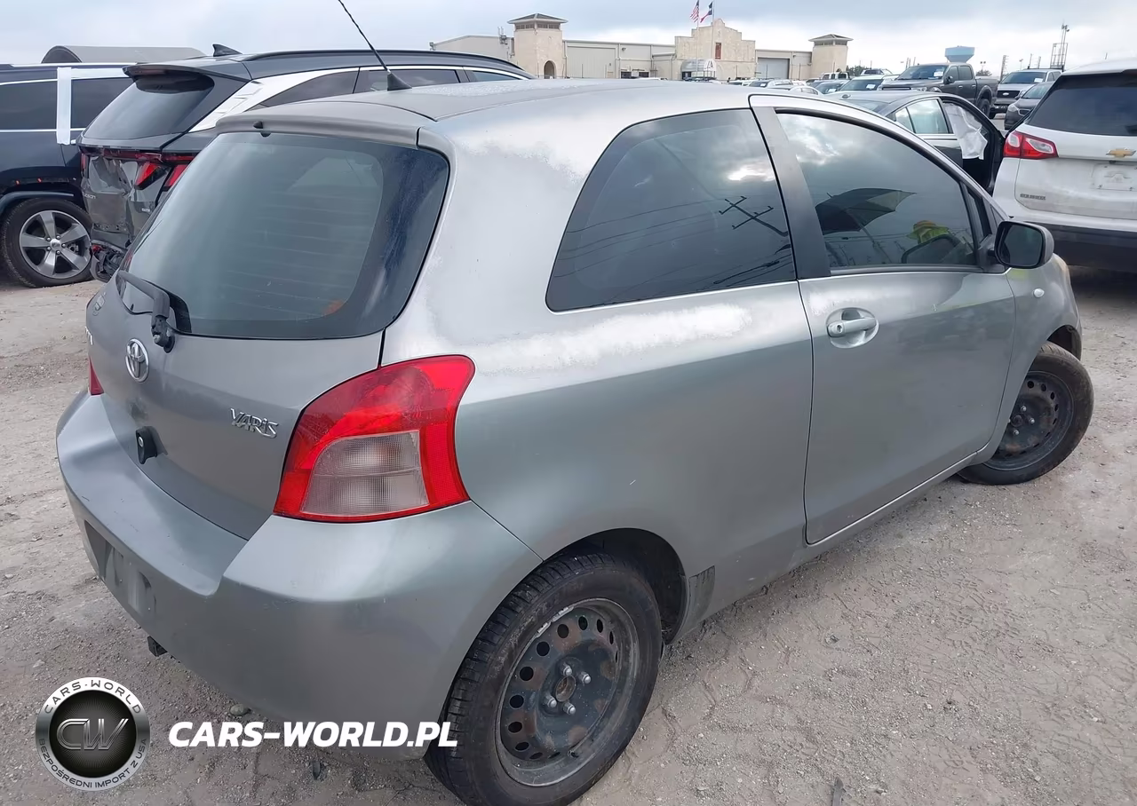 2008 Toyota Yaris VIN:JTDJT923285201467 - 4