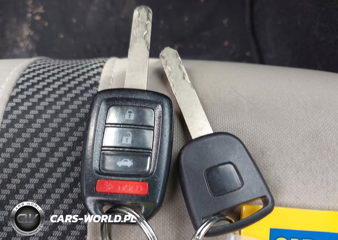 2018 Honda Civic Lx VIN:19XFC2F50JE024467 - 11