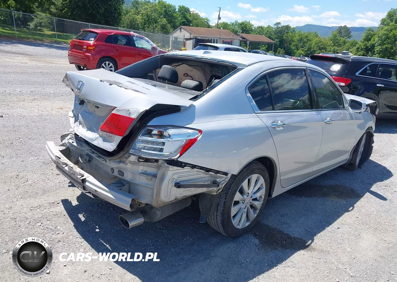 2013 Honda Accord Touring VIN:1HGCR3F97DA020144 - 4