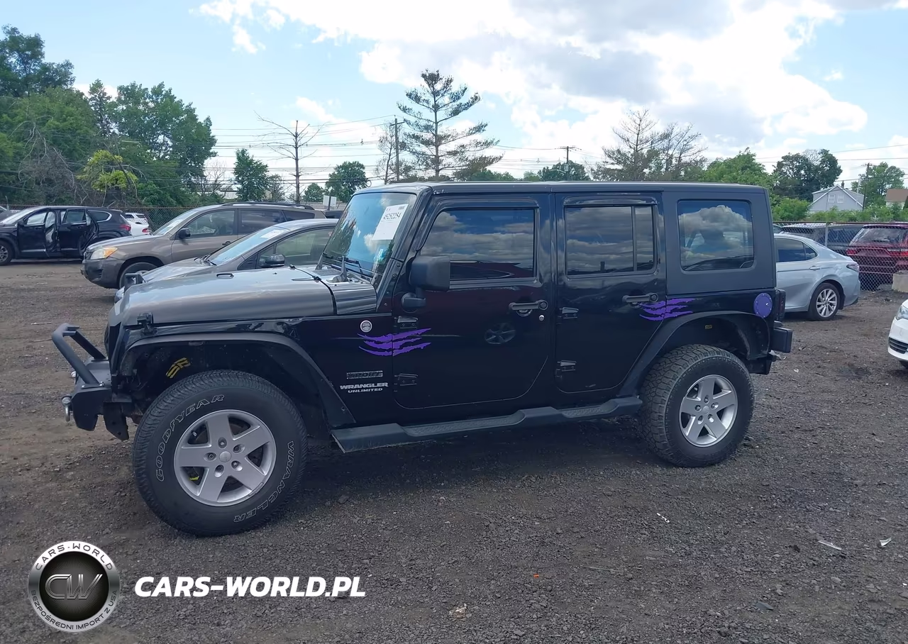 2010 Jeep Wrangler Unlimited Sport VIN:1J4BA3H19AL211082 - 14