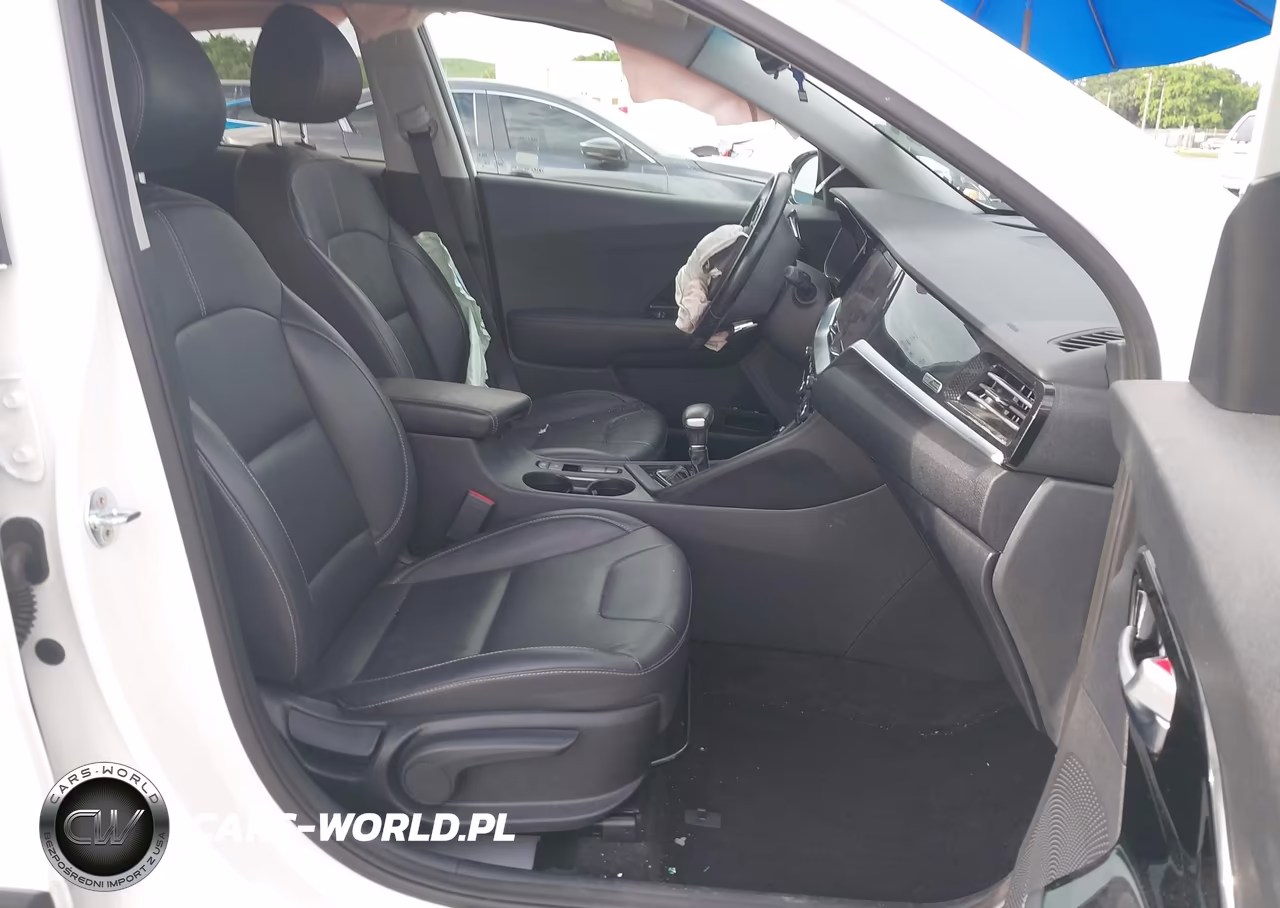2022 Kia Niro Touring Se VIN:KNDCC3LC7N5516832 - 5