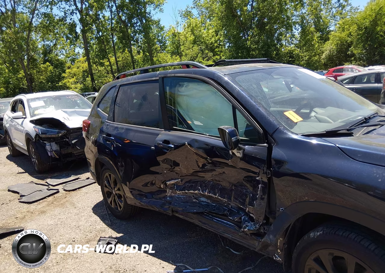 2022 Subaru Forester Sport VIN:JF2SKAJC8NH462169 - 13