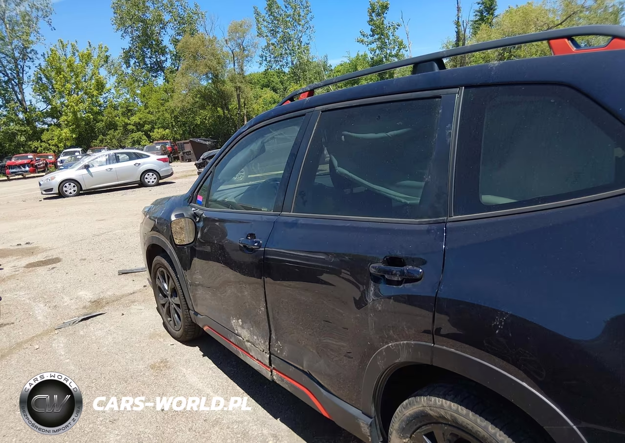 2022 Subaru Forester Sport VIN:JF2SKAJC8NH462169 - 14