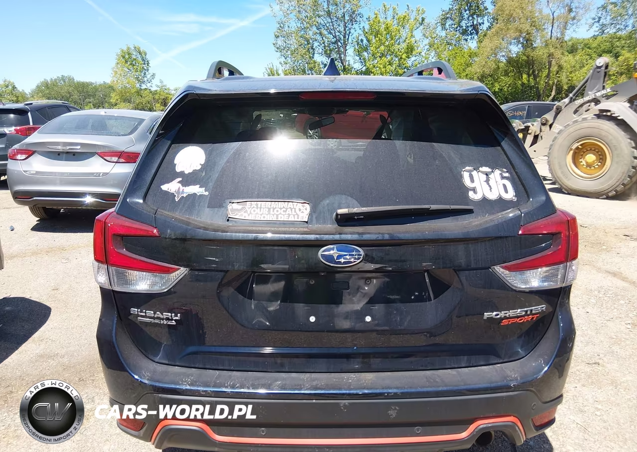 2022 Subaru Forester Sport VIN:JF2SKAJC8NH462169 - 16