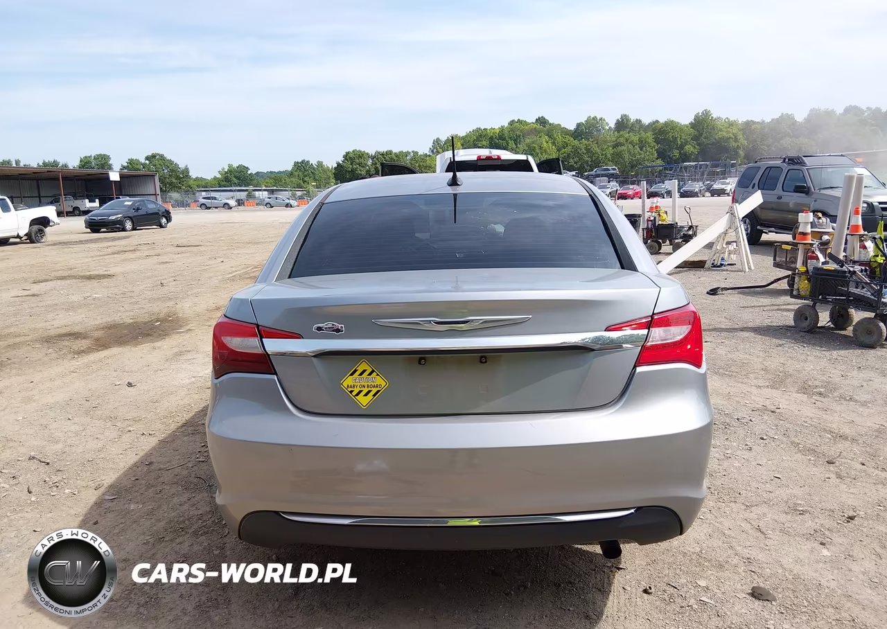 2014 Chrysler 200 Lx VIN:1C3CCBAB3EN204564 - 16