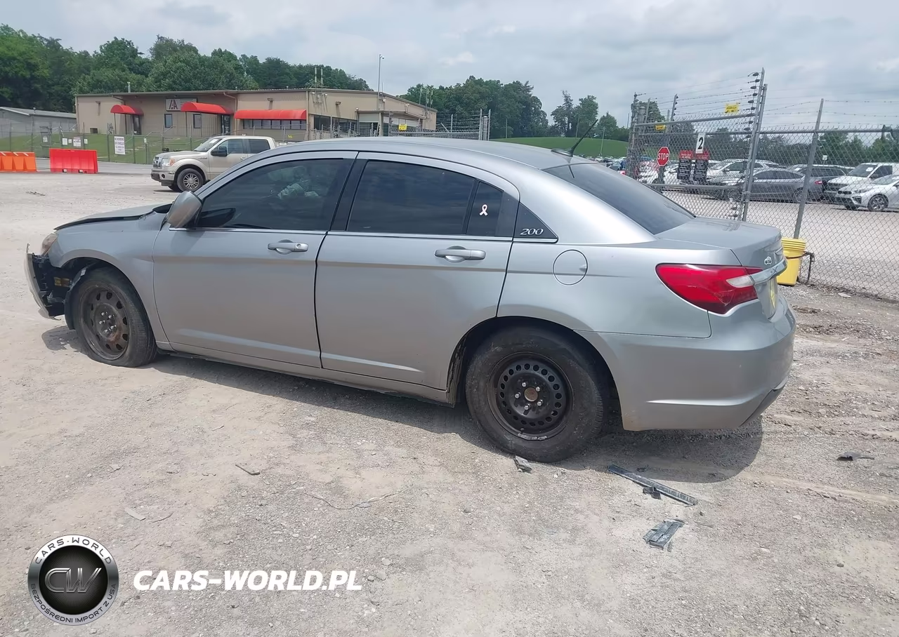 2014 Chrysler 200 Lx VIN:1C3CCBAB3EN204564 - 3