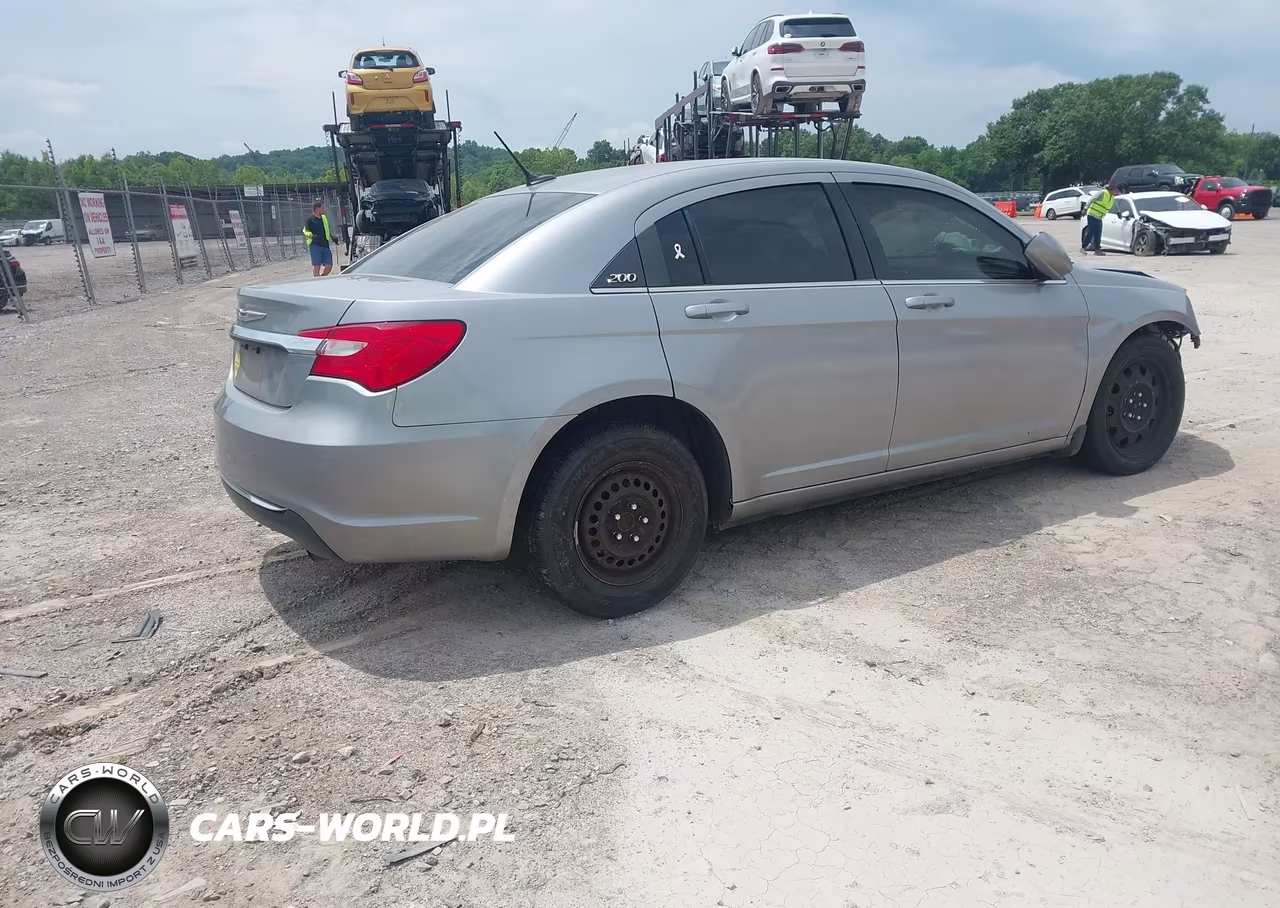 2014 Chrysler 200 Lx VIN:1C3CCBAB3EN204564 - 4