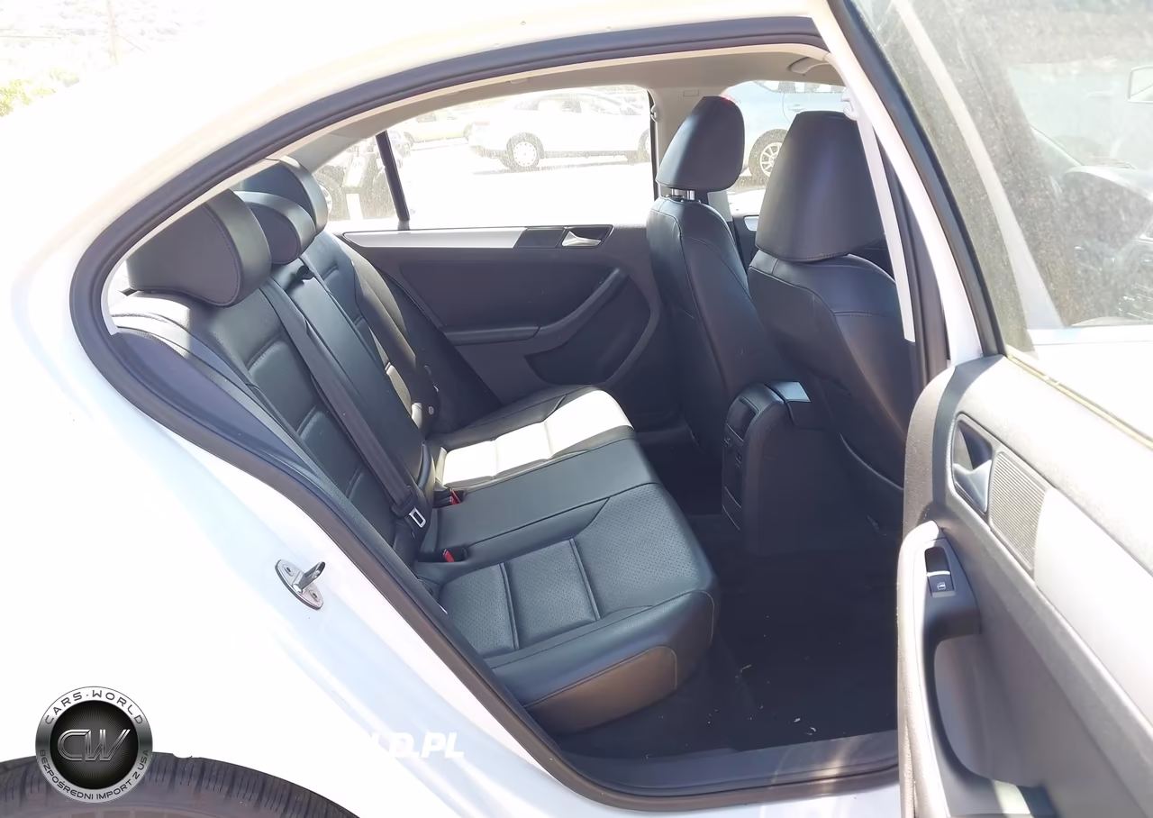2014 Volkswagen Jetta 1.8T Se VIN:3VWD17AJ2EM322168 - 8