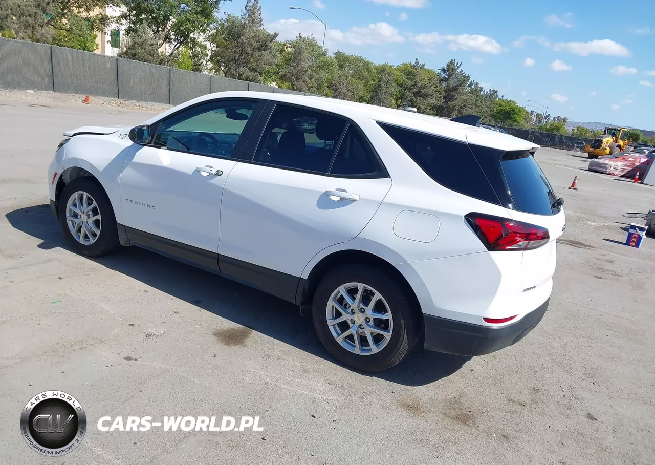 2024 Chevrolet Equinox Ls VIN:3GNAXHEG5RL265492 - 3