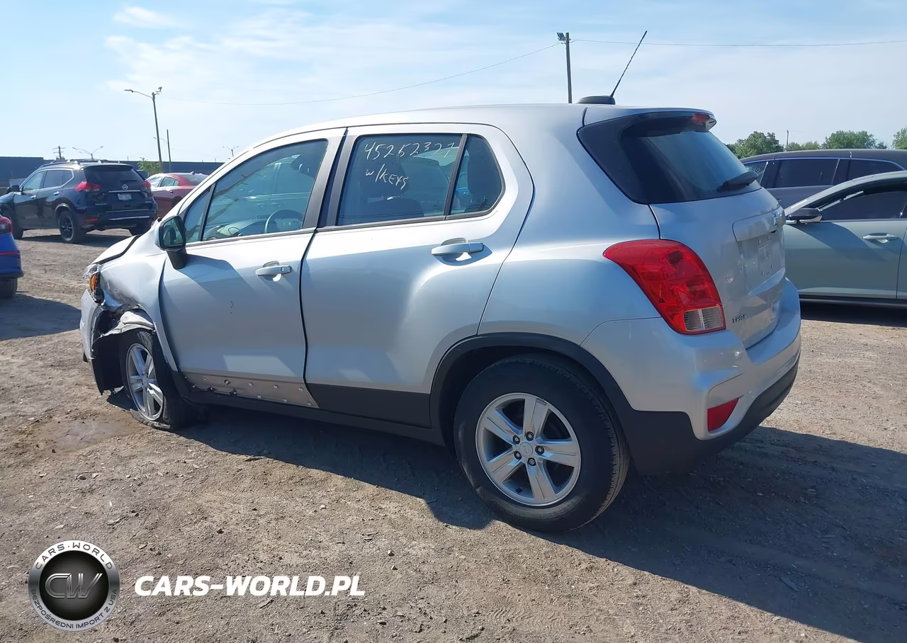 2020 Chevrolet Trax Fwd Ls VIN:3GNCJKSB1LL118383 - 3