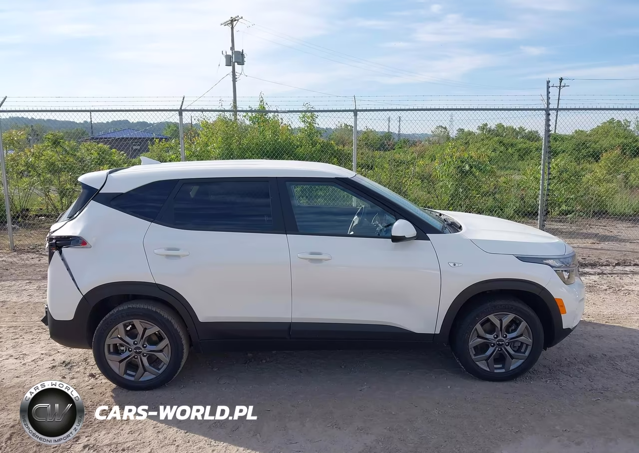 2024 Kia Seltos Lx VIN:KNDEPCAAXR7638724 - 13