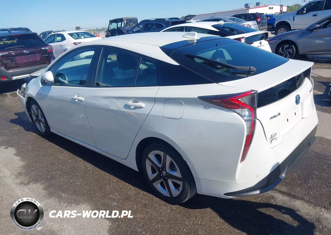 2017 Toyota Prius Four Touring VIN:JTDKARFU8H3533423 - 3