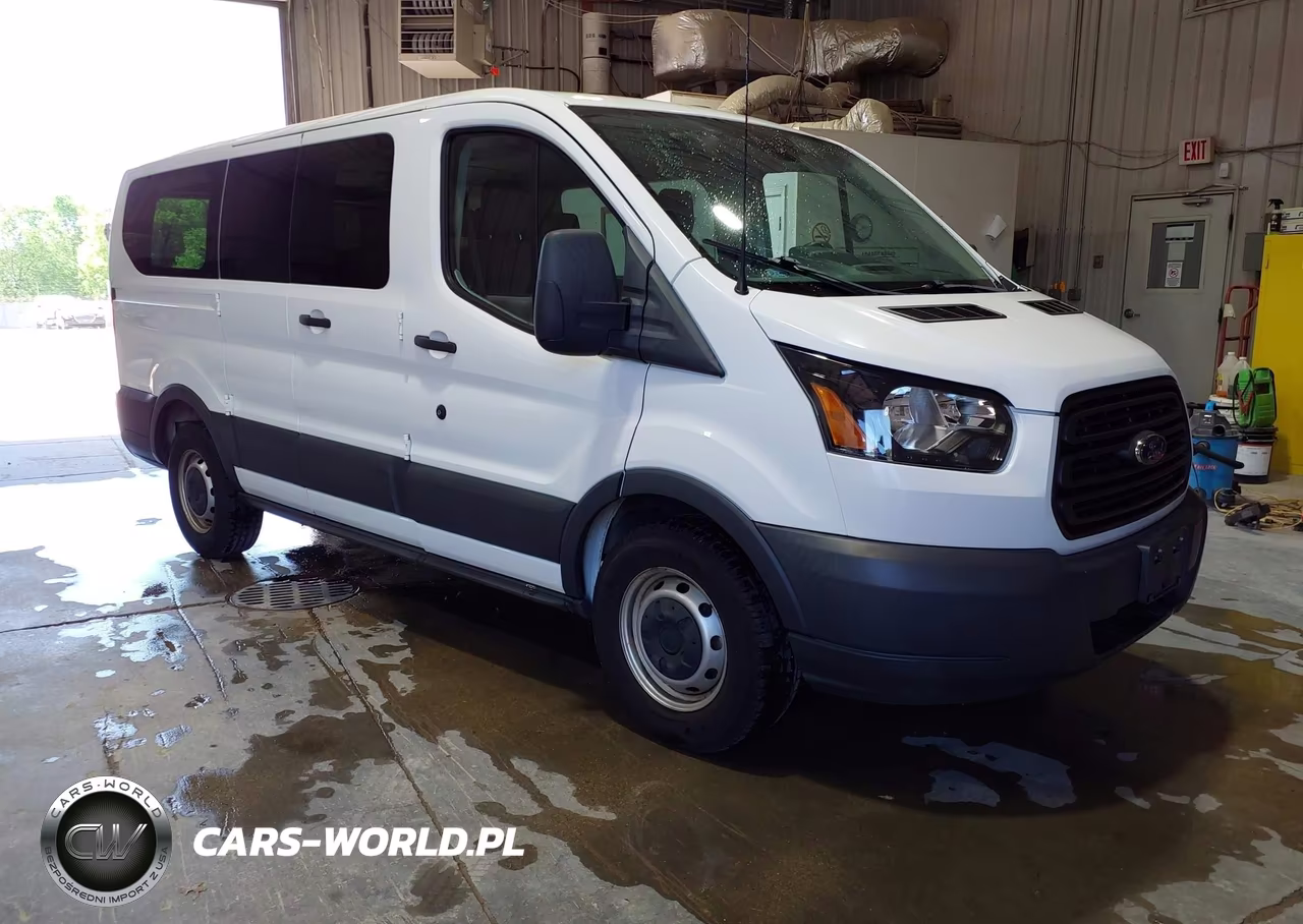 2018 Ford Transit-150 Xl