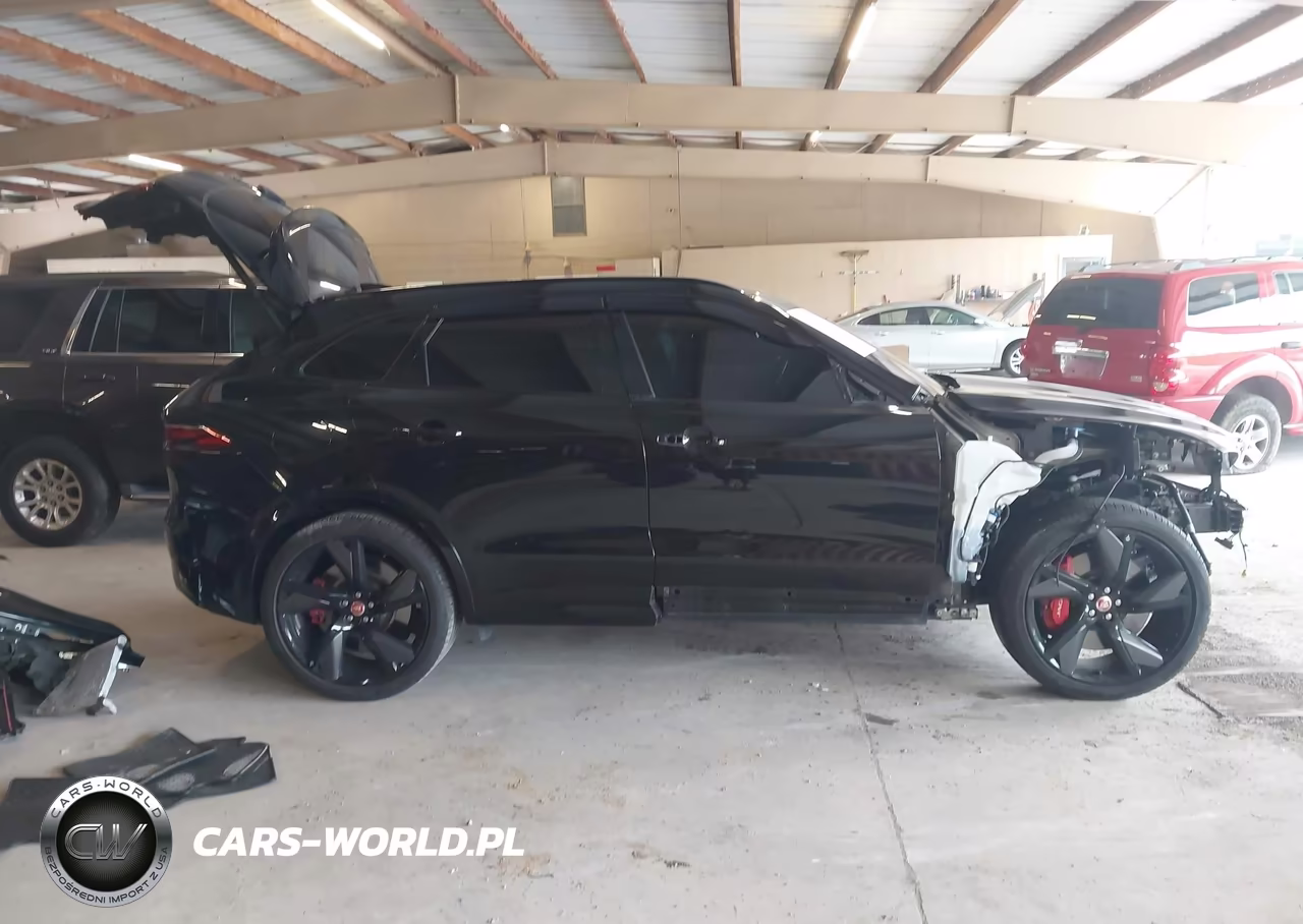 2022 Jaguar F-Pace Svr P550 Awd Automatic VIN:SADCZ2EE3NA697768 - 14