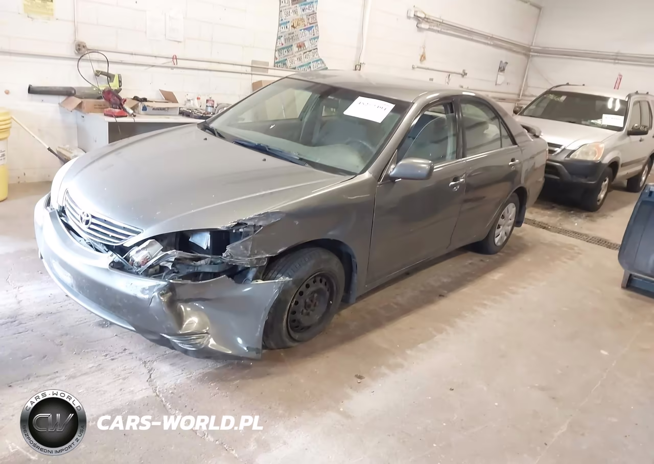 2005 Toyota Camry Le VIN:4T1BE32K55U595420 - 2