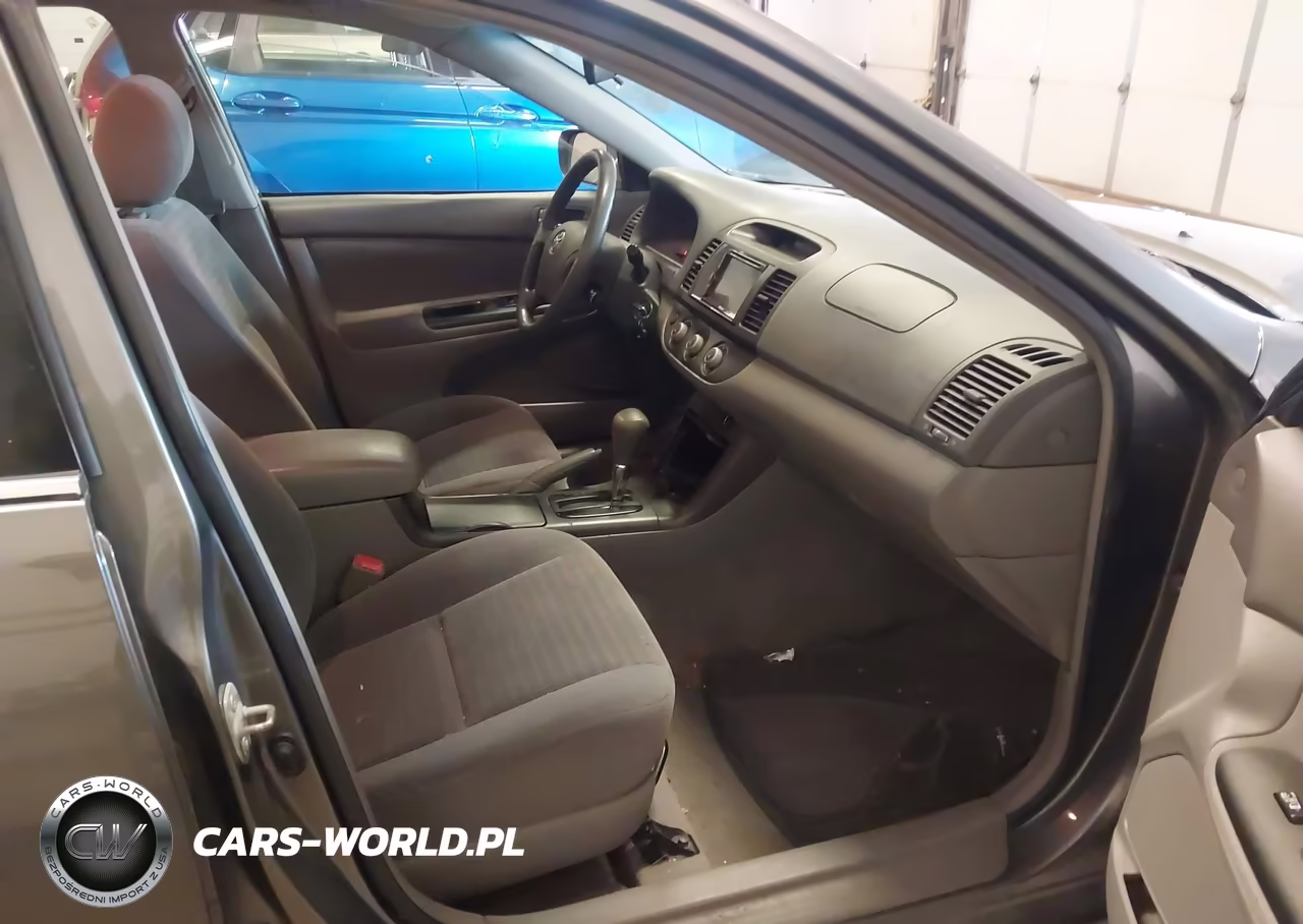 2005 Toyota Camry Le VIN:4T1BE32K55U595420 - 5