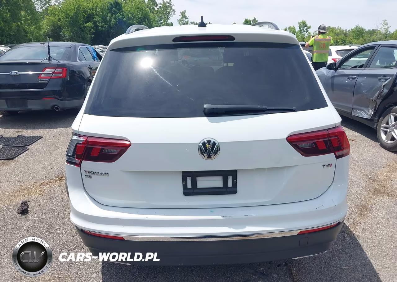 2018 Volkswagen Tiguan 2.0T Se-2.0T Sel VIN:3VV3B7AX6JM215216 - 16