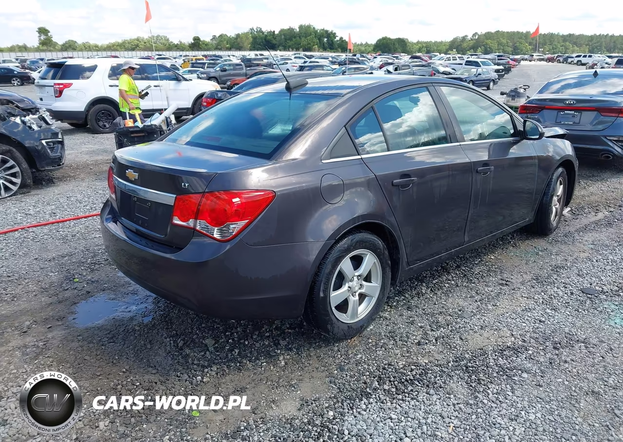 2015 Chevrolet Cruze 1Lt Auto VIN:1G1PC5SB1F7133957 - 4