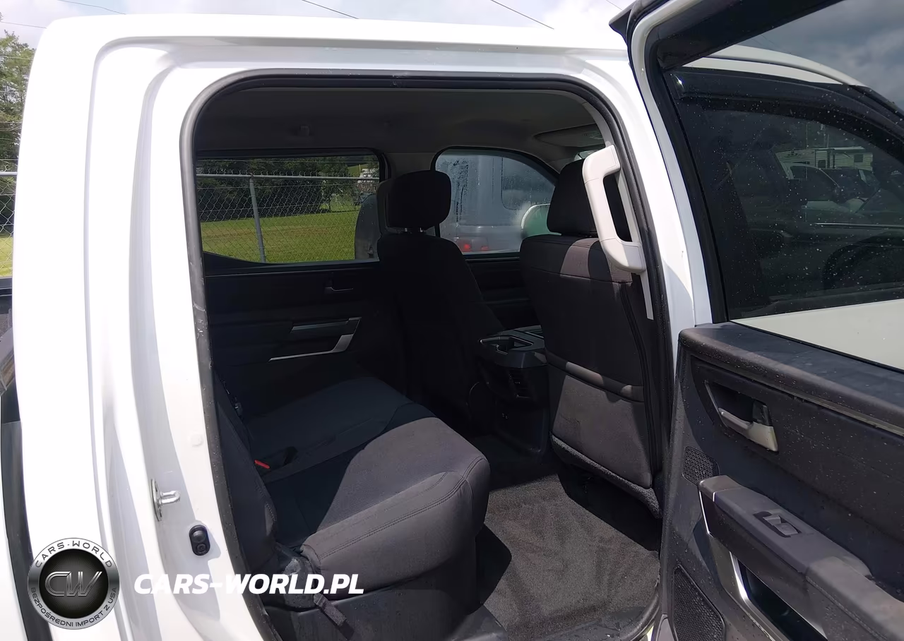 2024 Toyota Tundra Sr5 VIN:5TFLA5DB2RX166835 - 8
