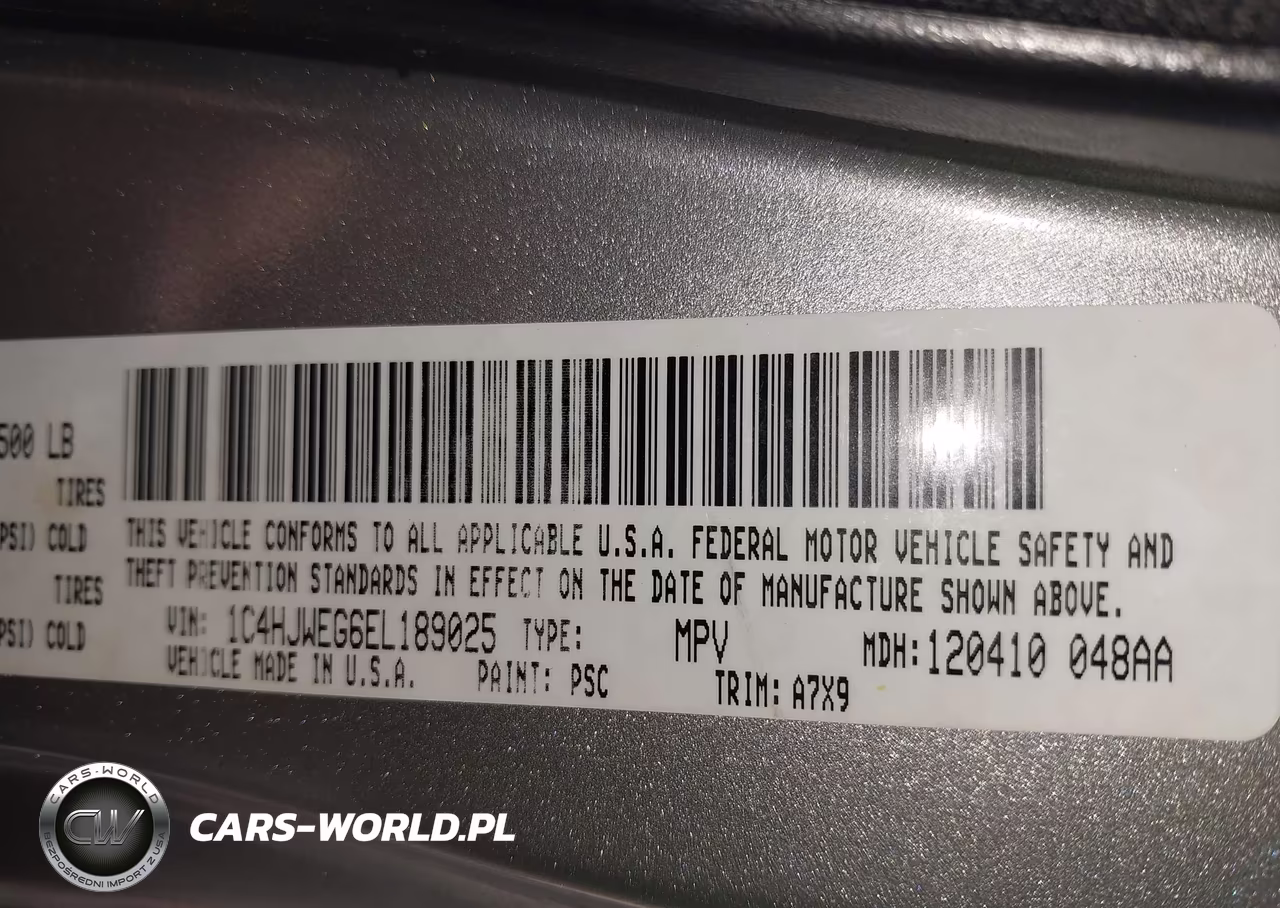 2014 Jeep Wrangler Unlimited Sahara VIN:1C4HJWEG6EL189025 - 9