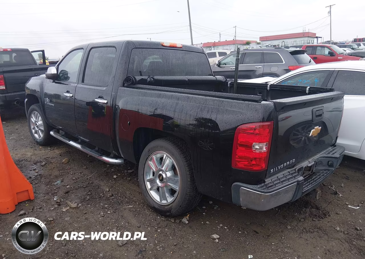 2013 Chevrolet Silverado 1500 Lt VIN:3GCPCSE05DG270983 - 3