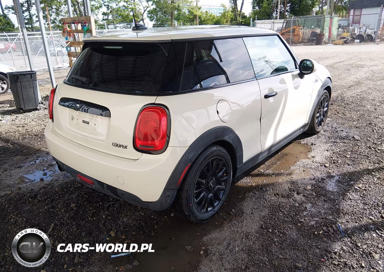 2018 Mini Hardtop Cooper VIN:WMWXP5C57J3C65142 - 4