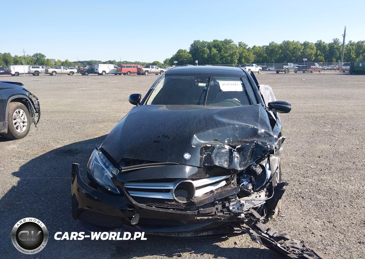 2016 Mercedes-Benz C 300 4Matic VIN:55SWF4KB7GU136182 - 12