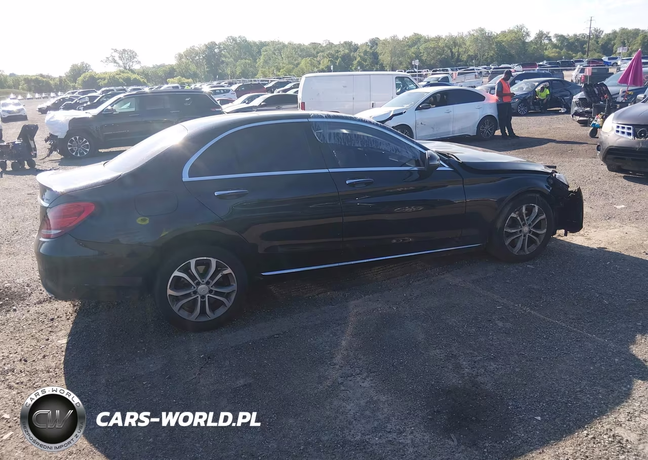 2016 Mercedes-Benz C 300 4Matic VIN:55SWF4KB7GU136182 - 13