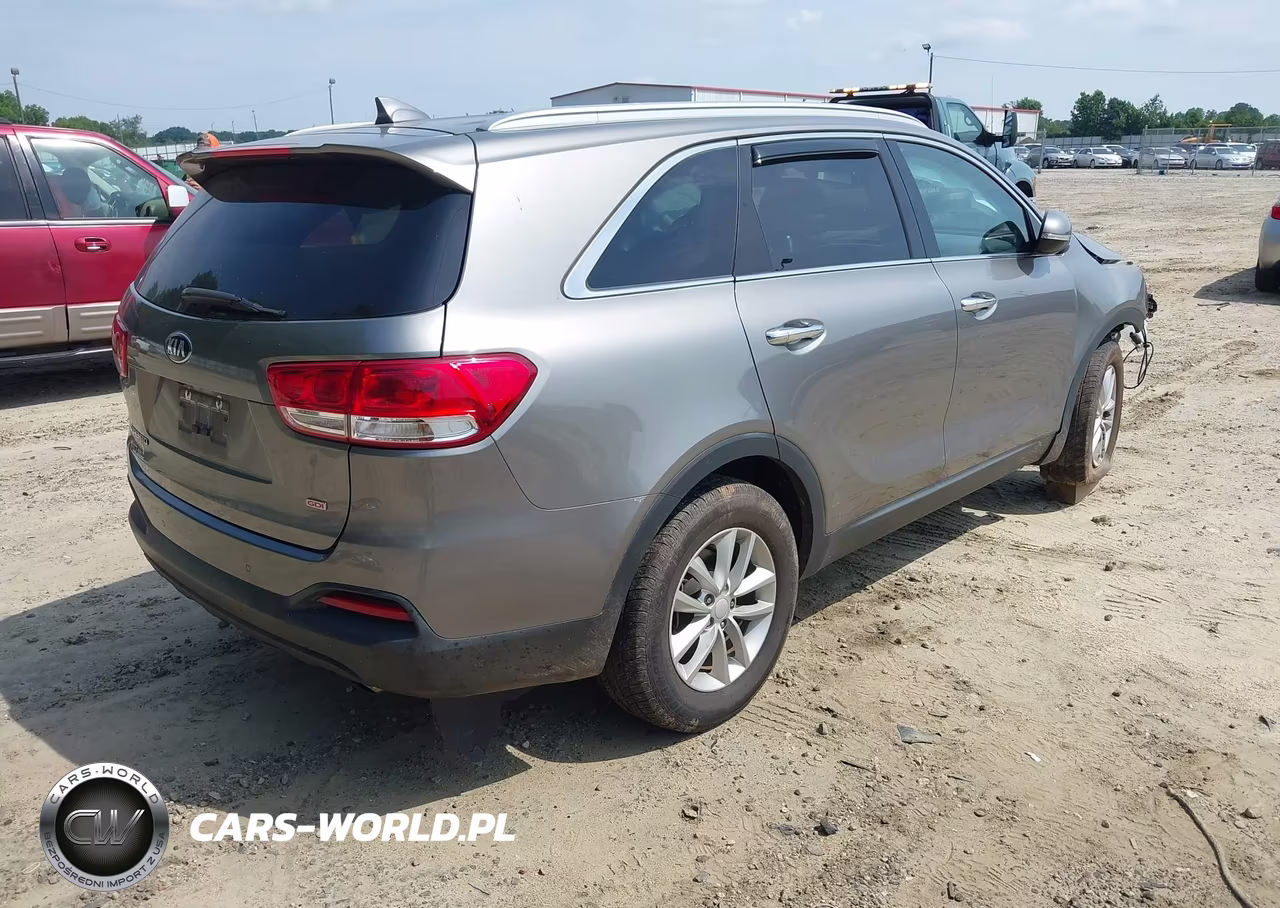 2018 Kia Sorento 2.4L Lx VIN:5XYPG4A31JG405242 - 4