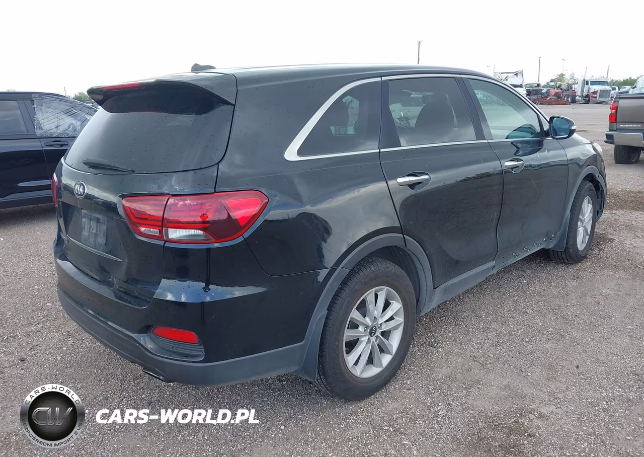 2019 Kia Sorento 2.4L Lx VIN:5XYPG4A37KG567667 - 4