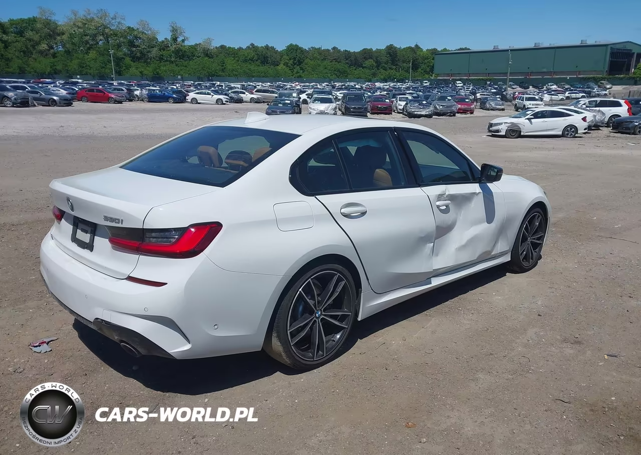 2021 BMW 330I xDrive VIN:3MW5R7J08M8B85863 - 4