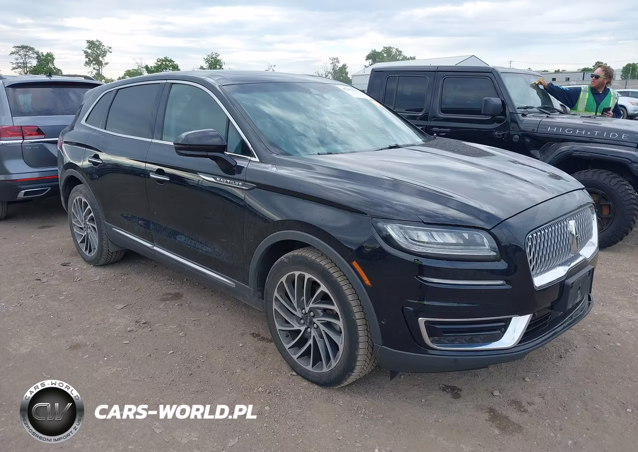 2019 Lincoln Nautilus Reserve – zdjęcie 1 z 17