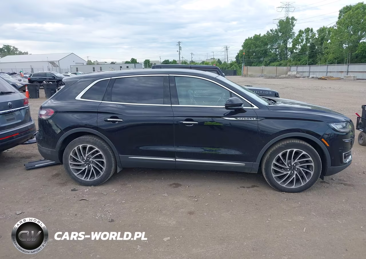 2019 Lincoln Nautilus Reserve VIN:2LMPJ8LP3KBL21728 - 14