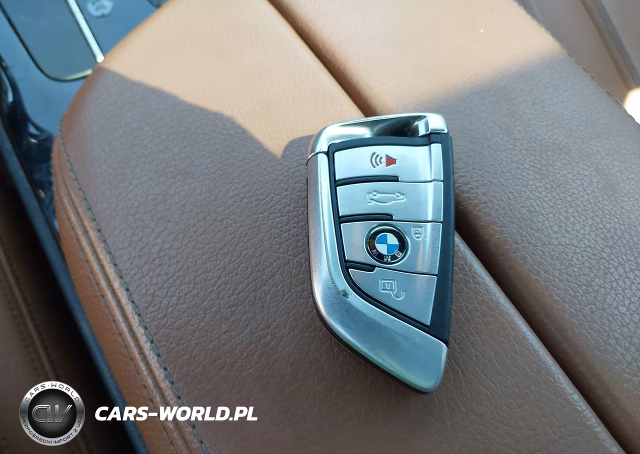 2019 BMW 540I xDrive VIN:WBAJE7C59KWD55237 - 11