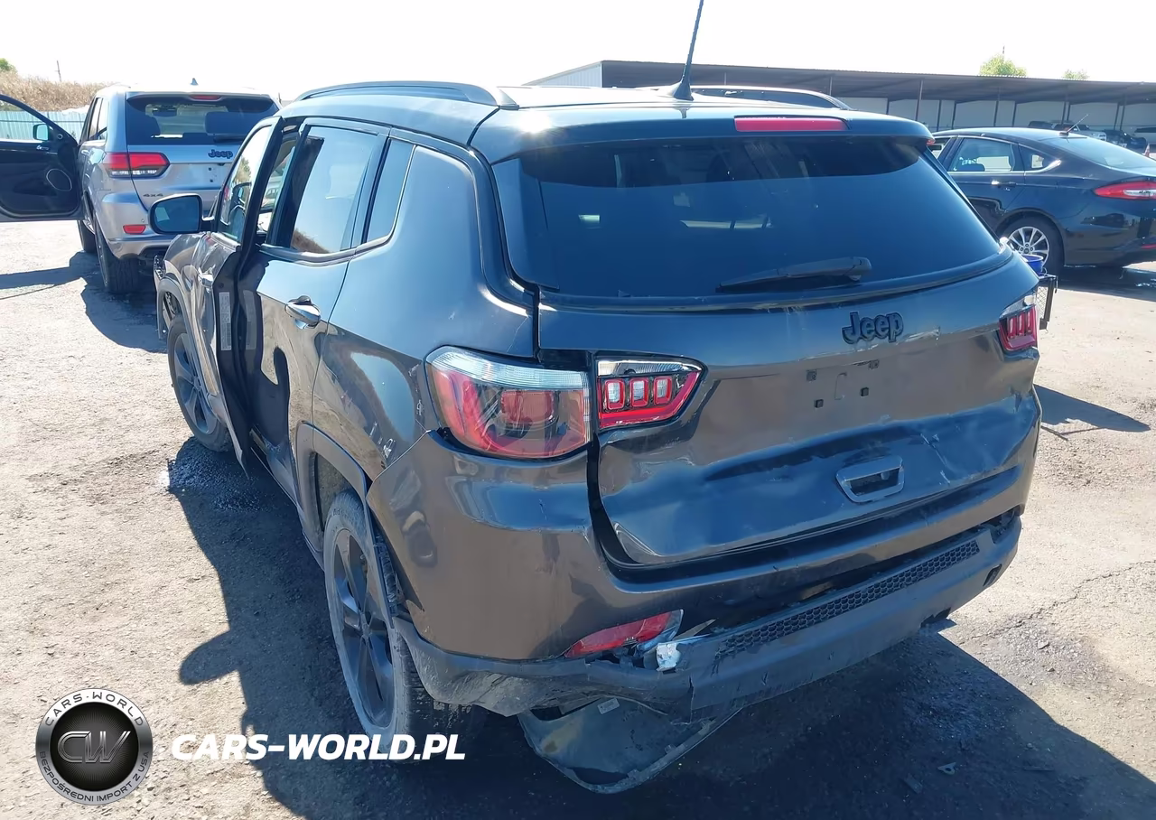 2019 Jeep Compass Altitude Fwd VIN:3C4NJCBB3KT726928 - 3