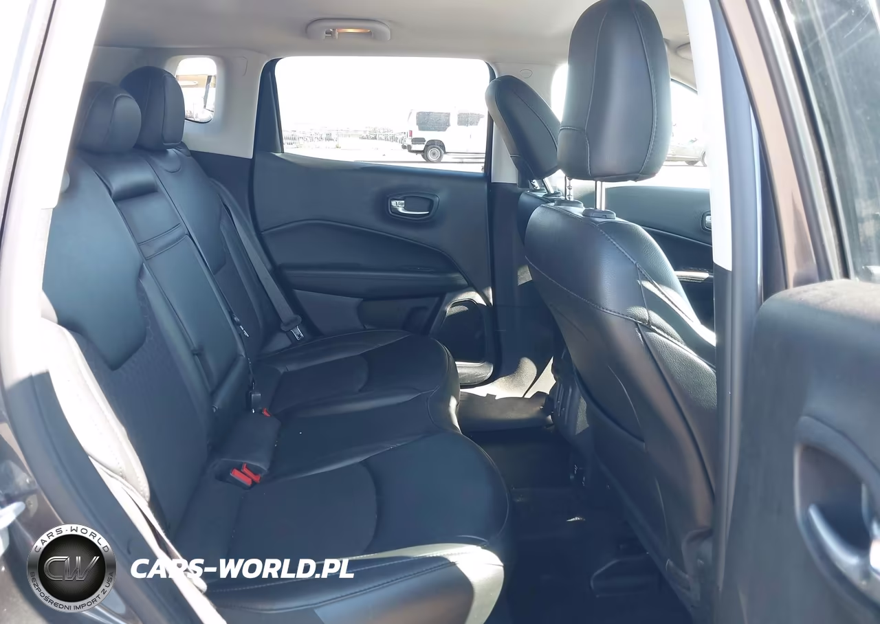 2019 Jeep Compass Altitude Fwd VIN:3C4NJCBB3KT726928 - 8