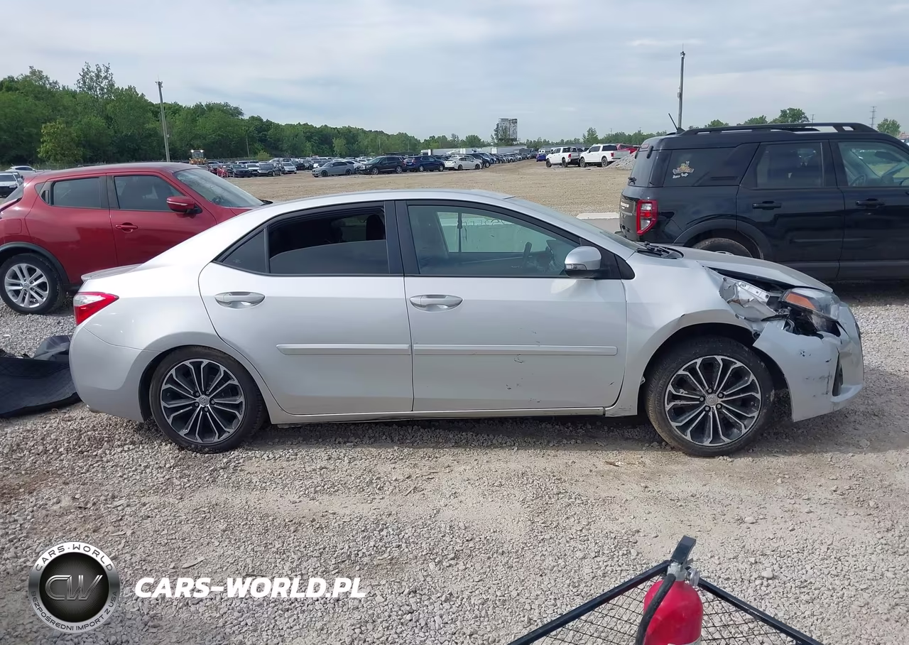 2016 Toyota Corolla S Plus VIN:2T1BURHE6GC484029 - 13
