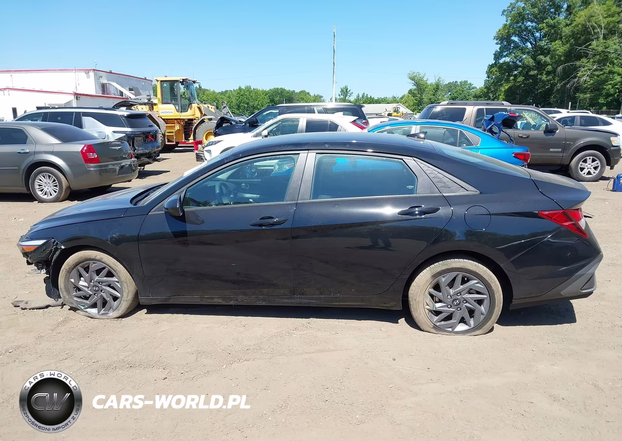 2024 Hyundai Elantra Sel VIN:KMHLM4DG9RU758310 - 14