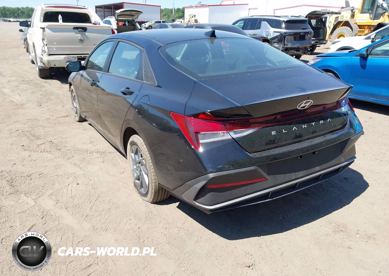 2024 Hyundai Elantra Sel VIN:KMHLM4DG9RU758310 - 3