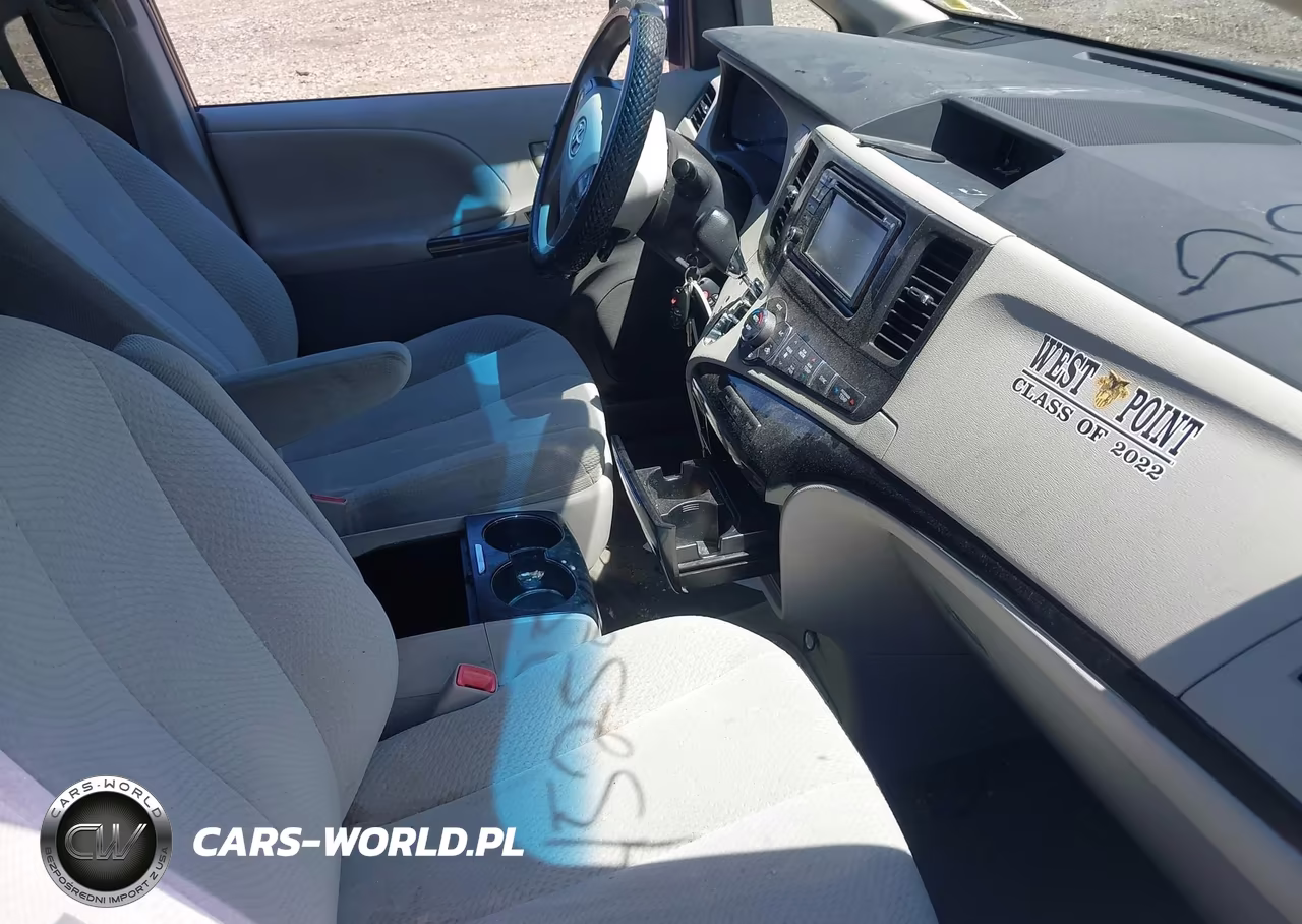 2013 Toyota Sienna Le V6 8 Passenger VIN:5TDKK3DC1DS326028 - 5