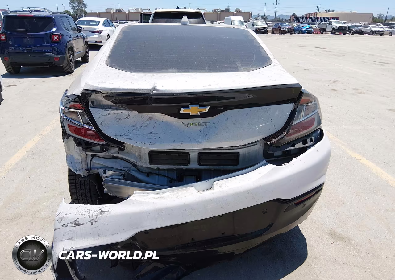 2018 Chevrolet Volt Premier VIN:1G1RD6S53JU145737 - 16