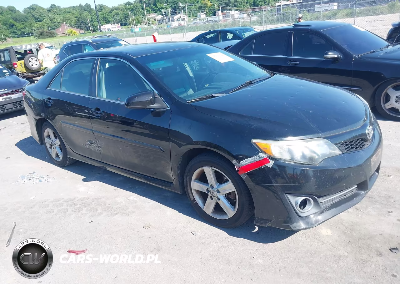 2014 Toyota Camry Se – zdjęcie 1 z 20