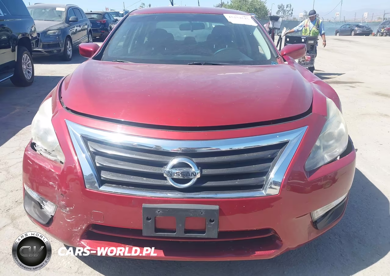 2015 Nissan Altima 2.5 S VIN:1N4AL3AP5FC172014 - 12