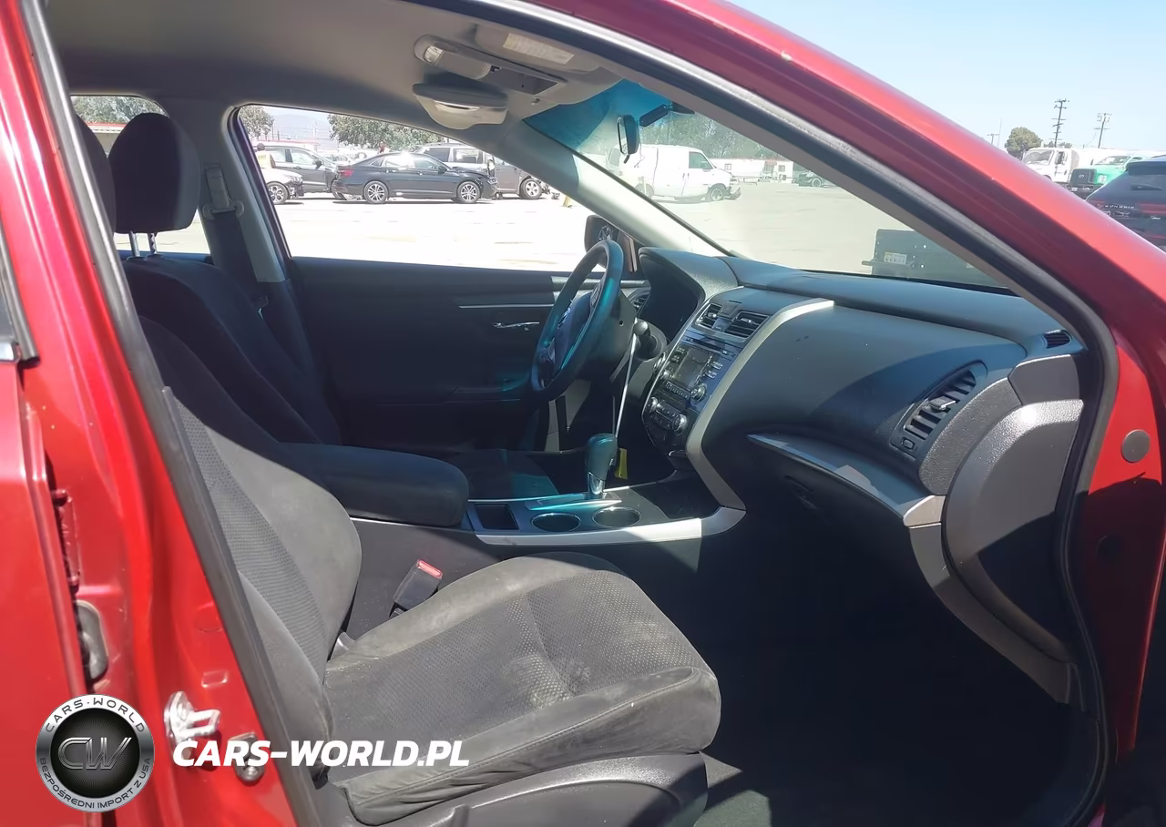 2015 Nissan Altima 2.5 S VIN:1N4AL3AP5FC172014 - 5