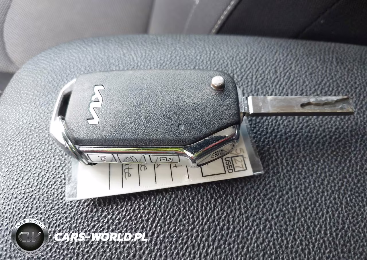 2024 Kia Forte Lxs VIN:3KPF24AD7RE759472 - 11