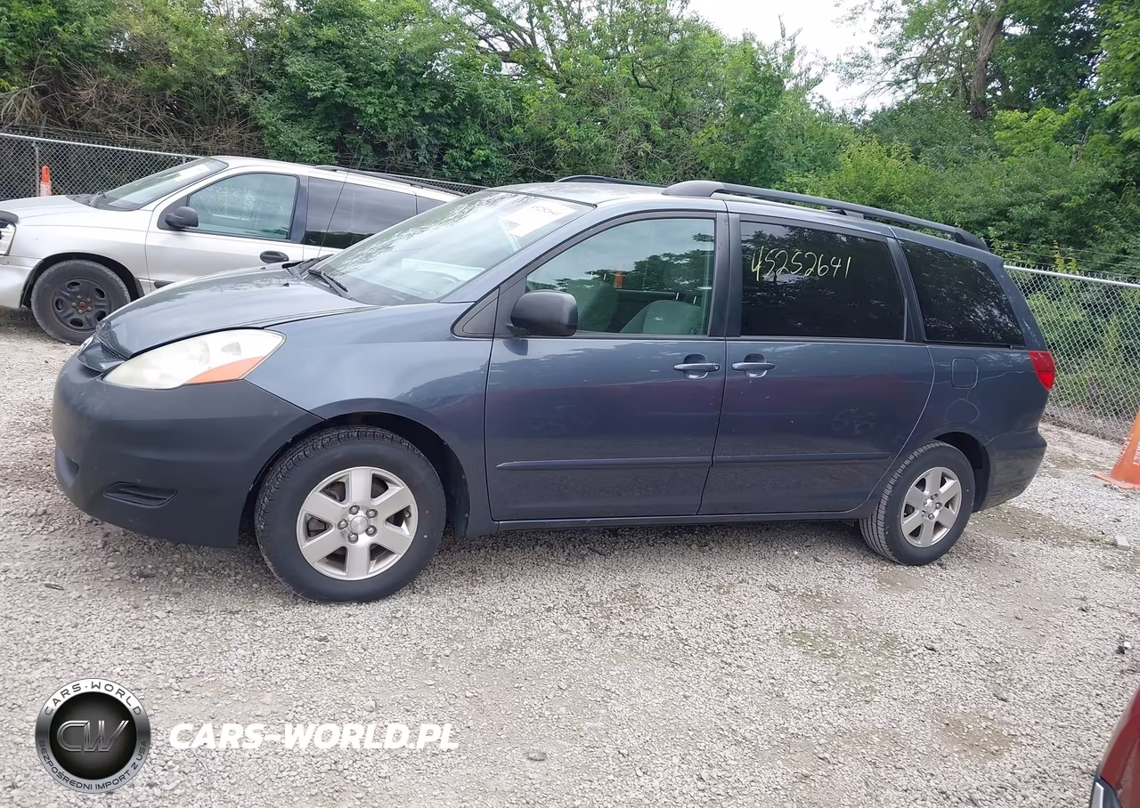 2007 Toyota Sienna Le VIN:5TDZK23C27S012886 - 15