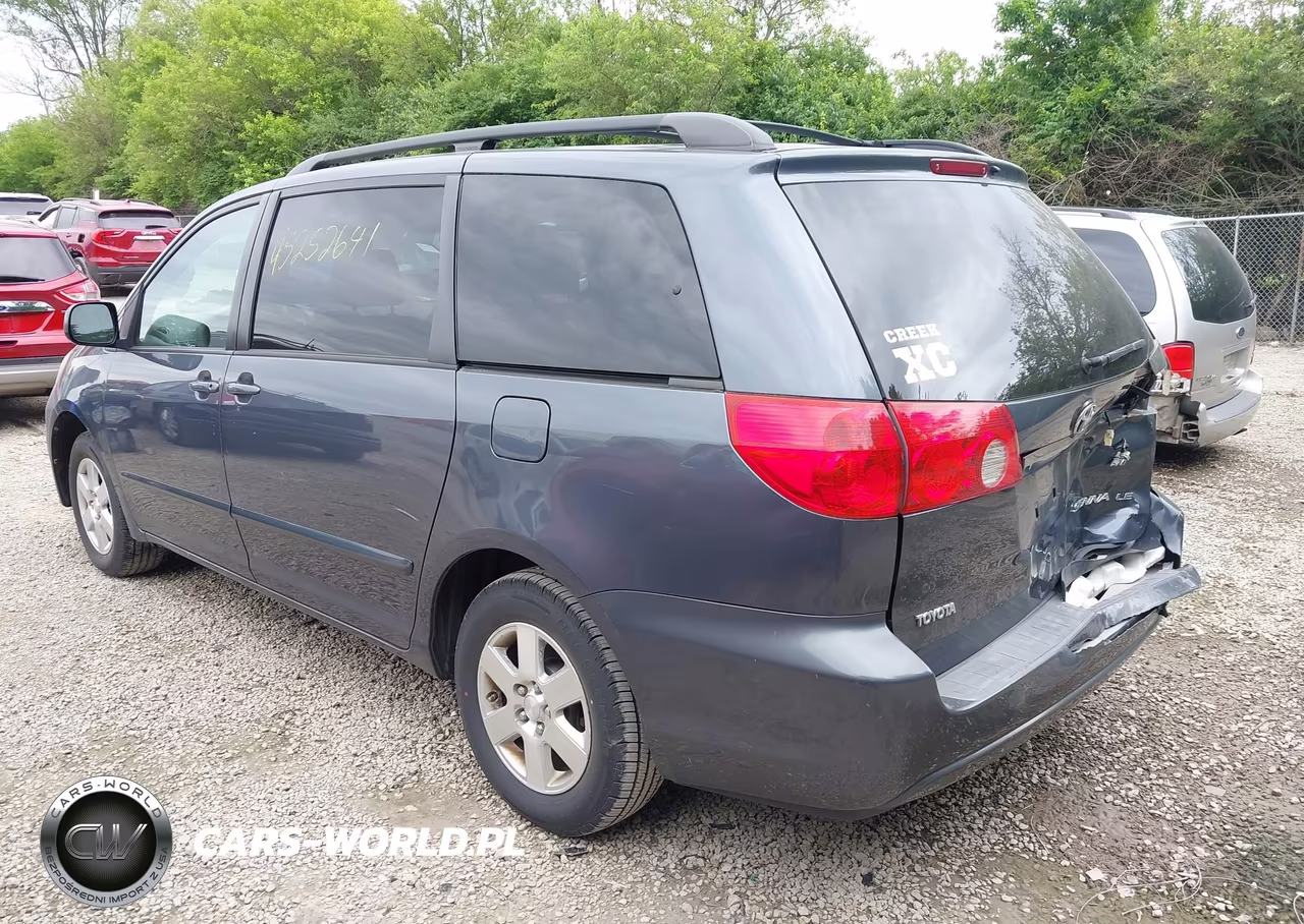 2007 Toyota Sienna Le VIN:5TDZK23C27S012886 - 3