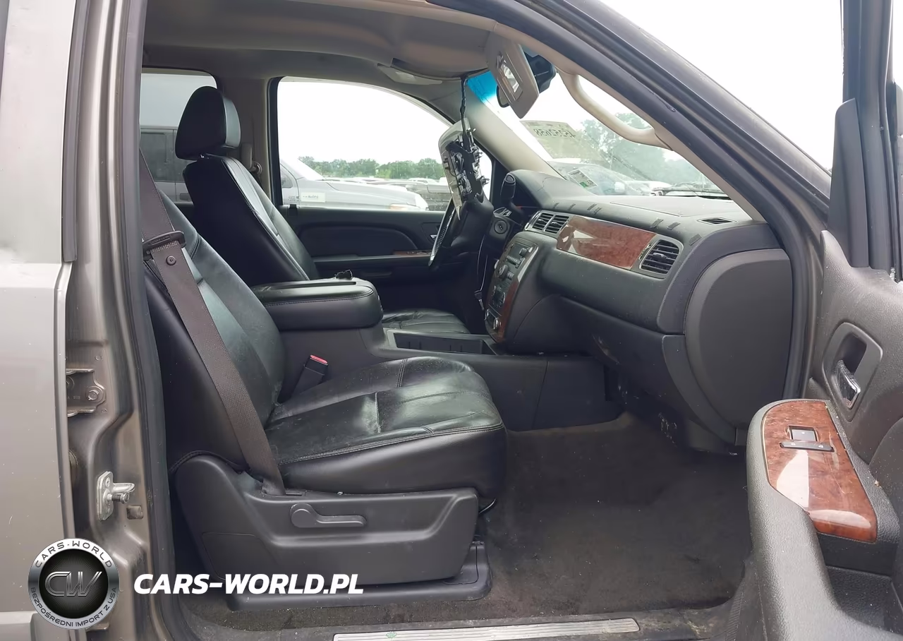 2007 Chevrolet Tahoe Lt VIN:1GNFC13037J255160 - 5
